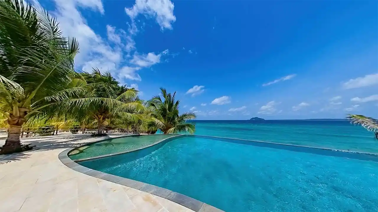 Eliana Resort: View of Pulau Helihanak from the pool